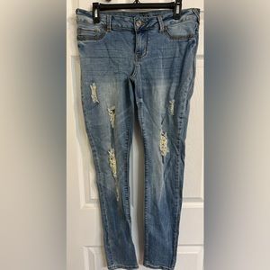 Maurice’s jeggings size Medium
